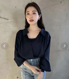 極美品✨ anuans キャミレイヤードカシュクールブラウス ネイビーのサムネイル