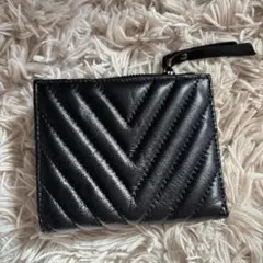 ブラック キルティング 二つ折り財布
