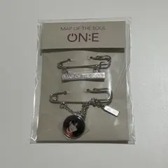 BTS ジョングク ピン ブローチ グッズ 公式 mos on:e