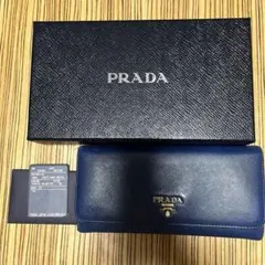 PRADA サフィアーノレザー 二つ折り長財布 ブルー 1M1132