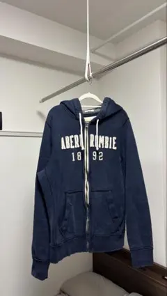 Abercrombie Fitch 1892 ネイビーパーカー