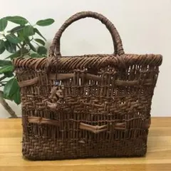 ︎ ︎ 【個数限定】メルカリ特別価格　色育つ１番皮　国産信州山葡萄籠　コサージュ 個数限定】メルカリ特別価格 色育つ1番皮沢皮 国産信州山葡萄籠