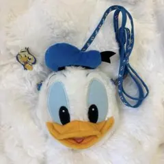 美品 ディズニー ドナルド ポシェット パスケース ピンバッジ