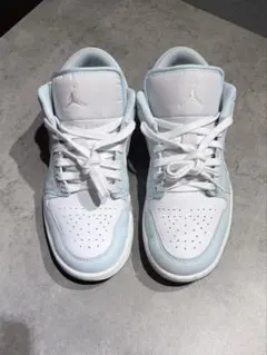 NIKE AIR JORDAN 1 LOW SE gulacier blueのサムネイル