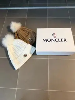 MONCLER ニット帽 グレー クリスタルロゴ 24/25 aw - メルカリ