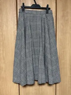 ナチュラルビューティーベーシック　チェック柄　ロングスカート
