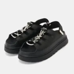 【UGG】Toggle Goldenglow サンダル 25cm 黒 新作 人気のサムネイル