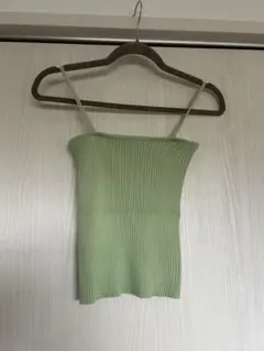 リブ編みライトグリーンキャミソール