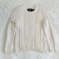 ケーブルニット ニット