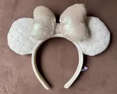 ディズニー　ミニー　カチューシャ　キルティング　ホワイトパール