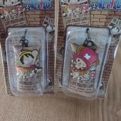 ONE PIECE　マスコット・クリーナー付きストラップ（ルフィ＆チョッパー）