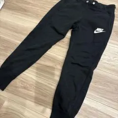 Nike ブラック スウェットパンツ 130cm～140cm