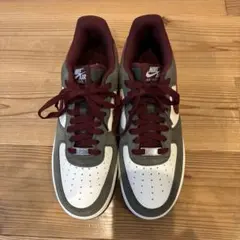 ナイキ エアホース1 ’07 LV8