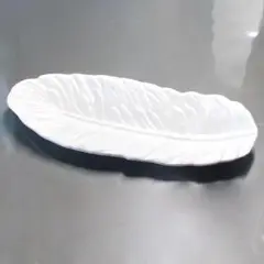 ハンドメイド リーフ型トレイ ホワイト インテリア ディスプレイ