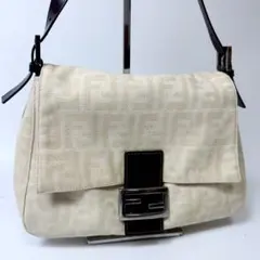 2025年最新】Fendi ショルダーバッグの人気アイテム - メルカリ