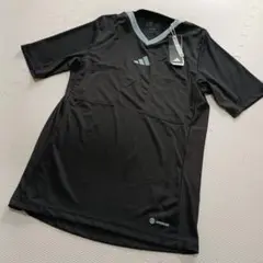新品M★adidasレフリーシャツ 黒 Vネックシャツ ポケット2つ