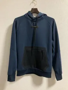 プルオーバー パーカー