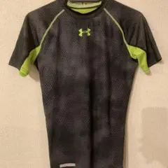 UNDER ARMOUR アンダーシャツ