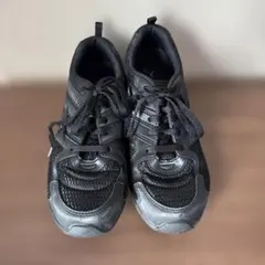 瞬足 スニーカー