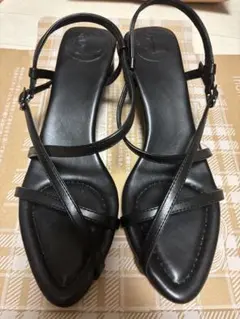 JEANASIS eL Narrow Strap Sandalsのサムネイル