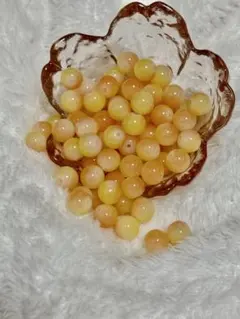 【送料込み⭐︎】ガラスビーズ　黄色オレンジグラデーション