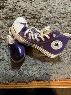 パープル スニーカー