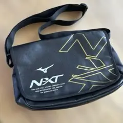 MIZUNO N-XT ショルダーバッグ ブラック/ゴールド　バドミントン