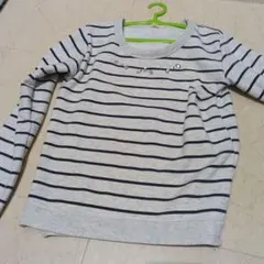 ストライプ柄長袖トレーナー