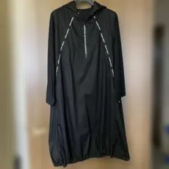 新品.未着ブラック フード付きバルーンプルオーバーFASHION DESIAN