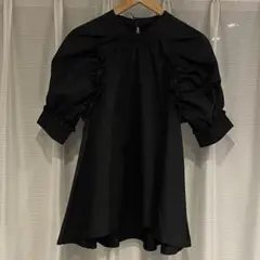 RUIRUE BOUTIQUEスタンドカラータック&ギャザーフリルブラウス S