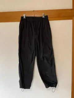 UNIQLO:C パラシュートパンツ