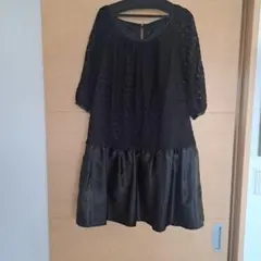 earth music&ecology黒のレースとサテンのひざ丈ワンピース中古品