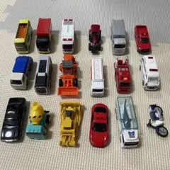 ミニカー 9台セット まとめ売り - メルカリ