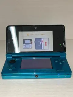 青いニンテンドー3DS 本体