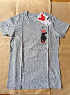 ユニクロ　ミニーマウス プリント Tシャツ Mサイズ グレー