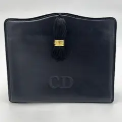 Item thumbnail for item c97d7ee6-0af5-4bdf-a636-284c4ce49453