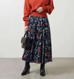 ★未使用★UNITED ARROWSサテンプリントティアードスカート