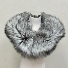 《新品タグ付》最高級SAGA FURSショール　シルバーフォックス 成人式S28のサムネイル