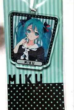 初音ミク　アクリルキーホルダー　キナコ