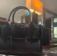 【完売続出】編み込みトートバッグ レザー ブラック 大人コーデ