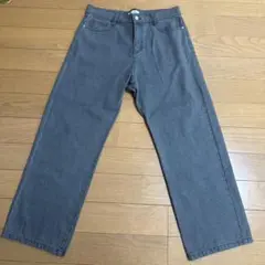 グレー ワイドレッグデニムパンツ