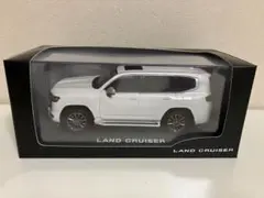 【未開封】 ランクル300 プレシャスホワイトパール 1/30