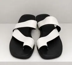 ZARA TRAFALUC トングサンダル ホワイト ブラック 39