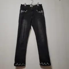 axes femme 薔薇刺繍付きブラックデニムパンツ L ストレッチ
