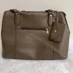 GUSCIO ブラウン トートバッグのサムネイル