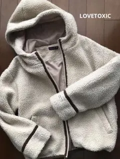 Lovetoxic ジャケット