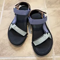 Teva スポーツサンダル マルチカラーのサムネイル