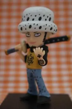 ➕ONEPIECE➕　トラファルガー・ロー　フィギュア