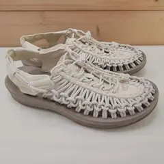 タグ付き・新品未使用】KEEN UNEEK CANVAS 25cm ナチュラル - メルカリ
