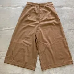 【イング】ワイドパンツ ベージュ Mサイズ　クロップド丈　ウエスト一部ゴム★